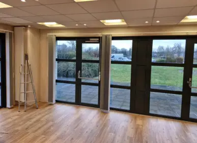 Rénovation de bureaux entrée