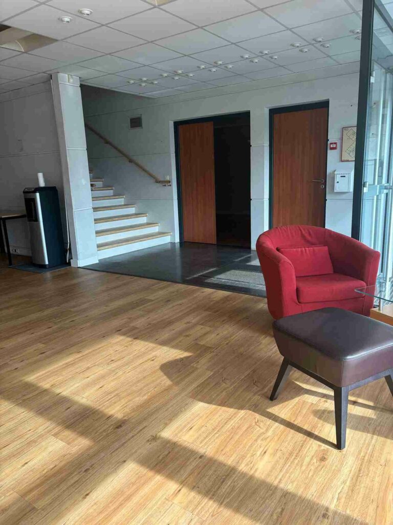 Aménagement de 500m2 de bureaux pose de sols plancher4
