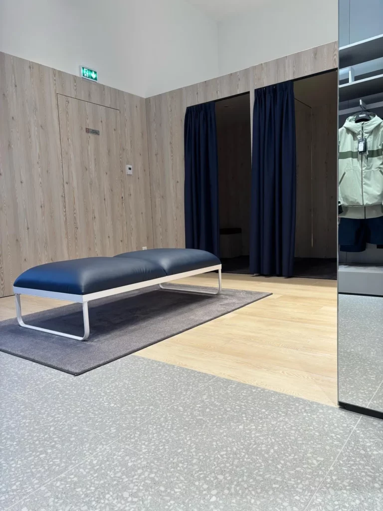 photo de travaux intérieurs réalisés dans des commerces à McArthurGlen
