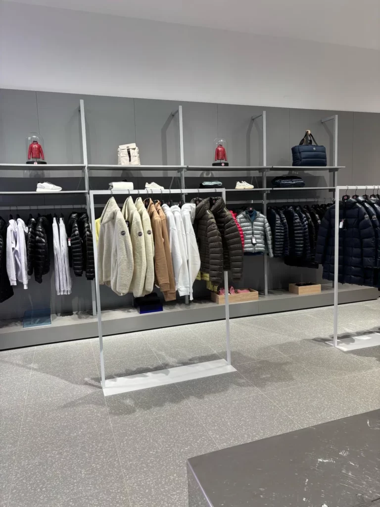 photo de travaux intérieurs réalisés dans des commerces à McArthurGlen