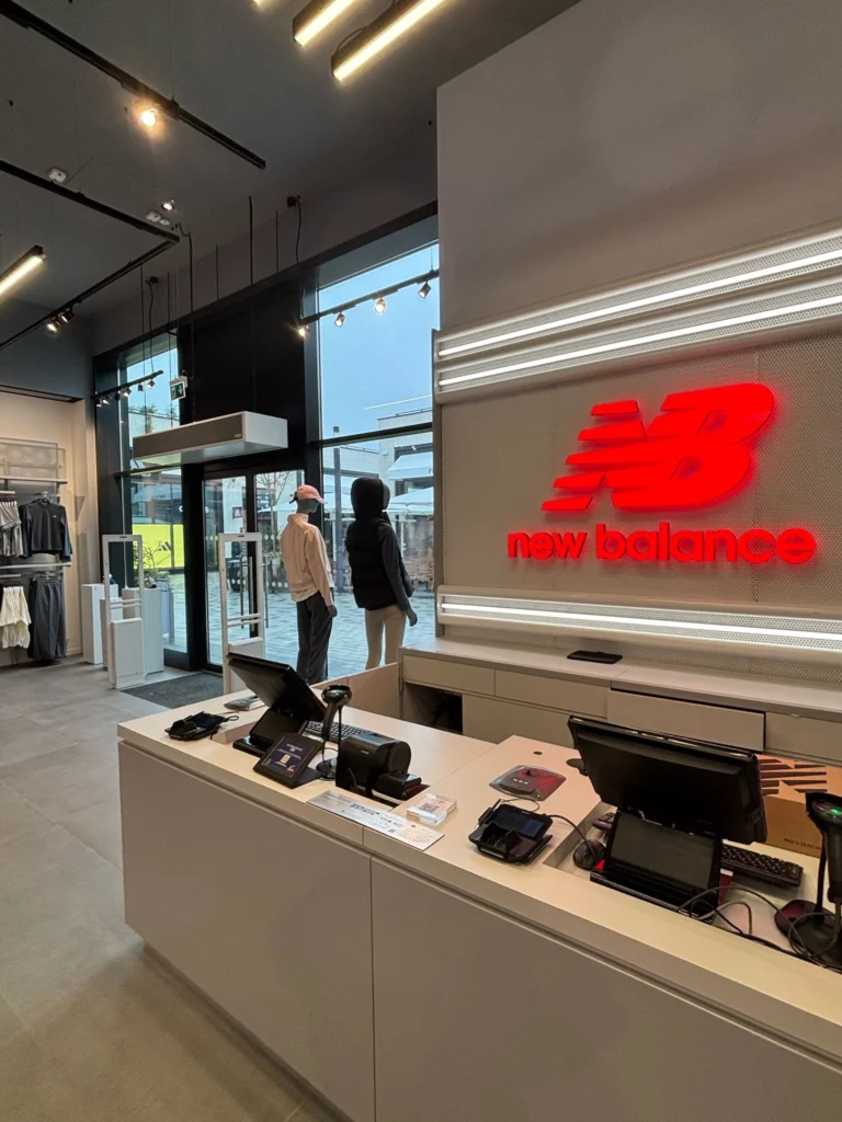 photo de travaux intérieurs réalisés dans des commerces à McArthurGlen