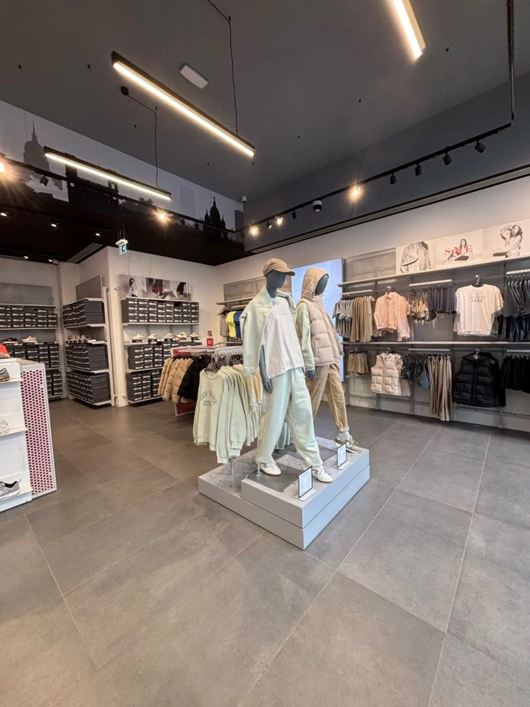 photo de travaux intérieurs réalisés dans des commerces à McArthurGlen