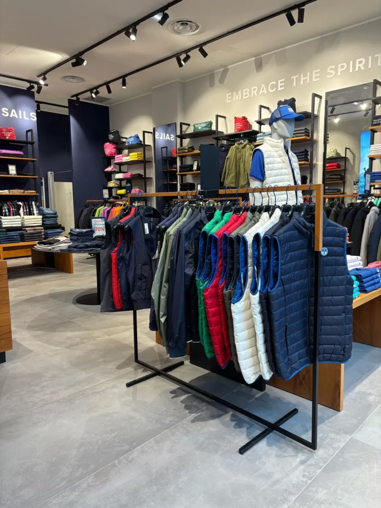 photo de travaux intérieurs réalisés dans des commerces à McArthurGlen