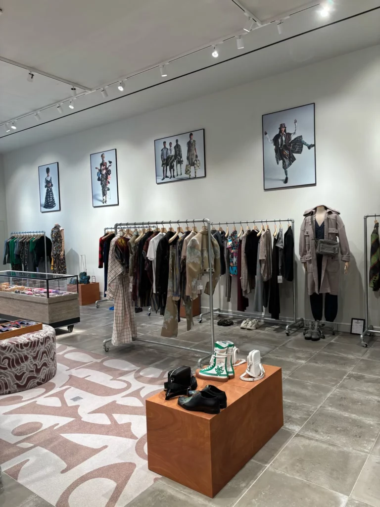 photo de travaux intérieurs réalisés dans des commerces à McArthurGlen