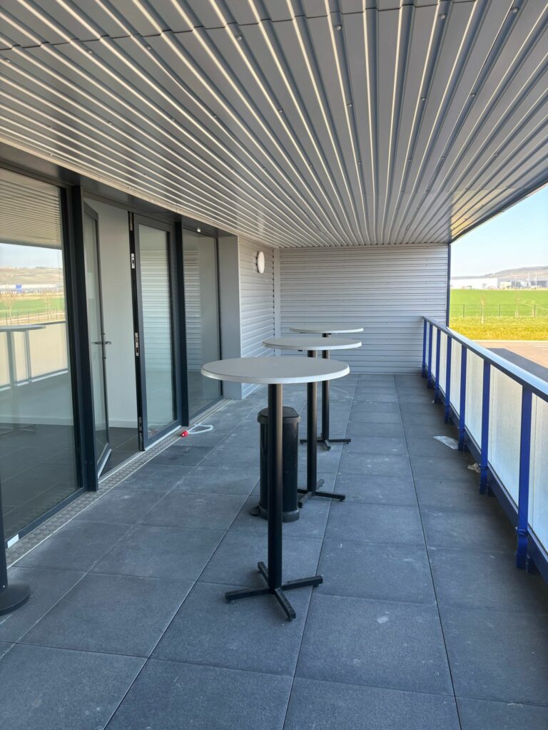 chantier-damenagement-de-2000m2-de-bureaux extérieur