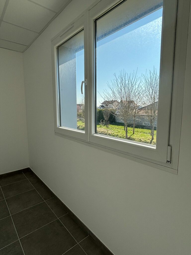 chantier-damenagement-de-2000m2-de-bureaux4
